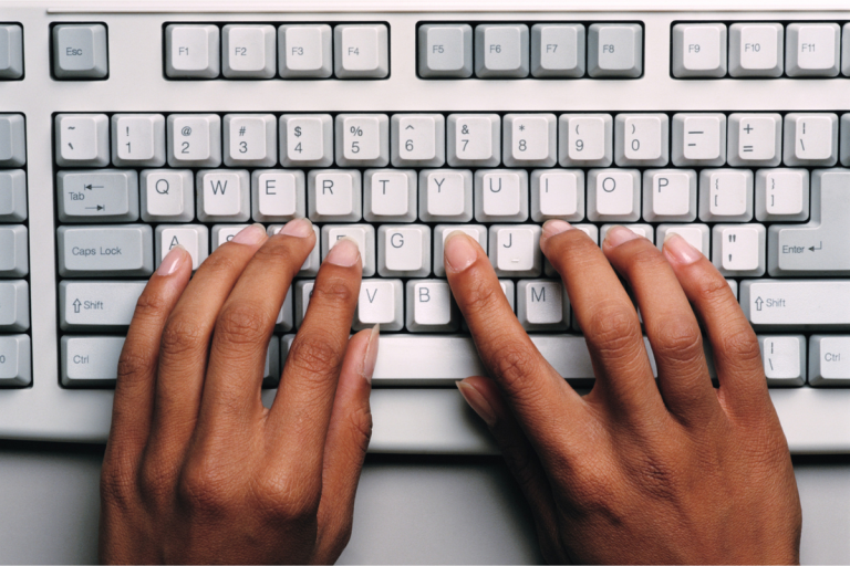 100 Kombinasi Tombol Keyboard untuk Akses Shortcut dan Fungsinya di PC atau Laptop